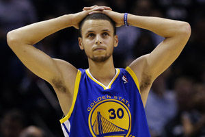 边锋赛后晒伤痕，网友称其太拼了