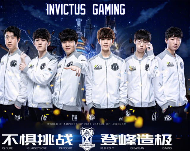 浅色毛衣 浅色毛衣