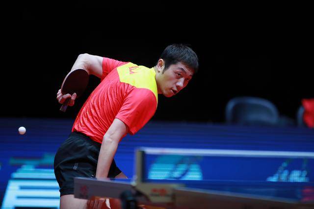 够极大鼓舞 够极大鼓舞